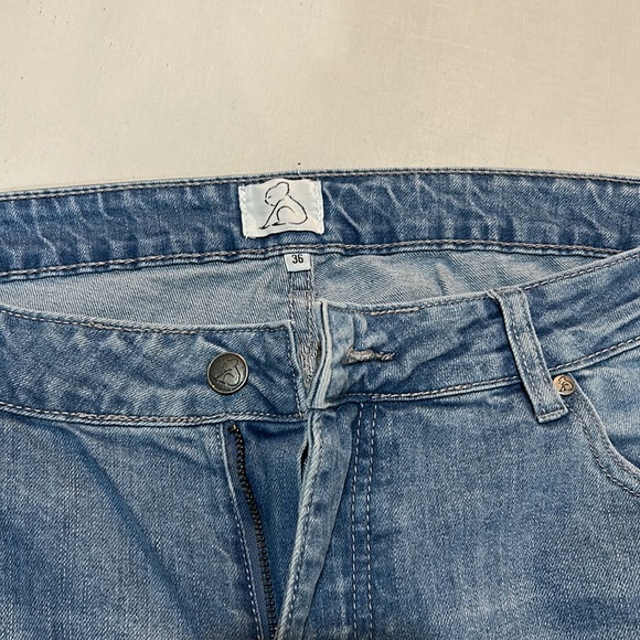 3 jeans in bundle - Picture 3 of 9